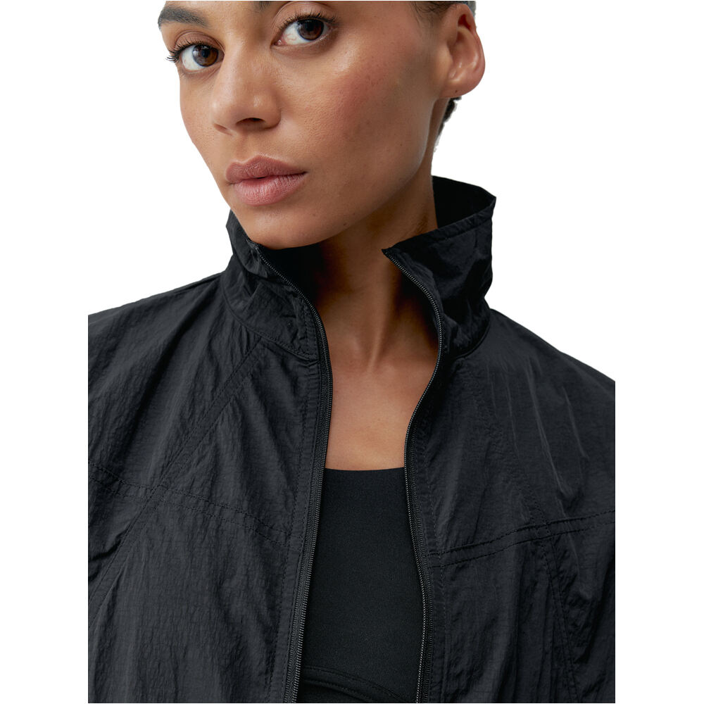 Born Living Yoga chaquetas mujer Jacket Amara vista detalle