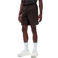 Born Living Yoga pantalón corto fitness hombre Orinoco vista detalle