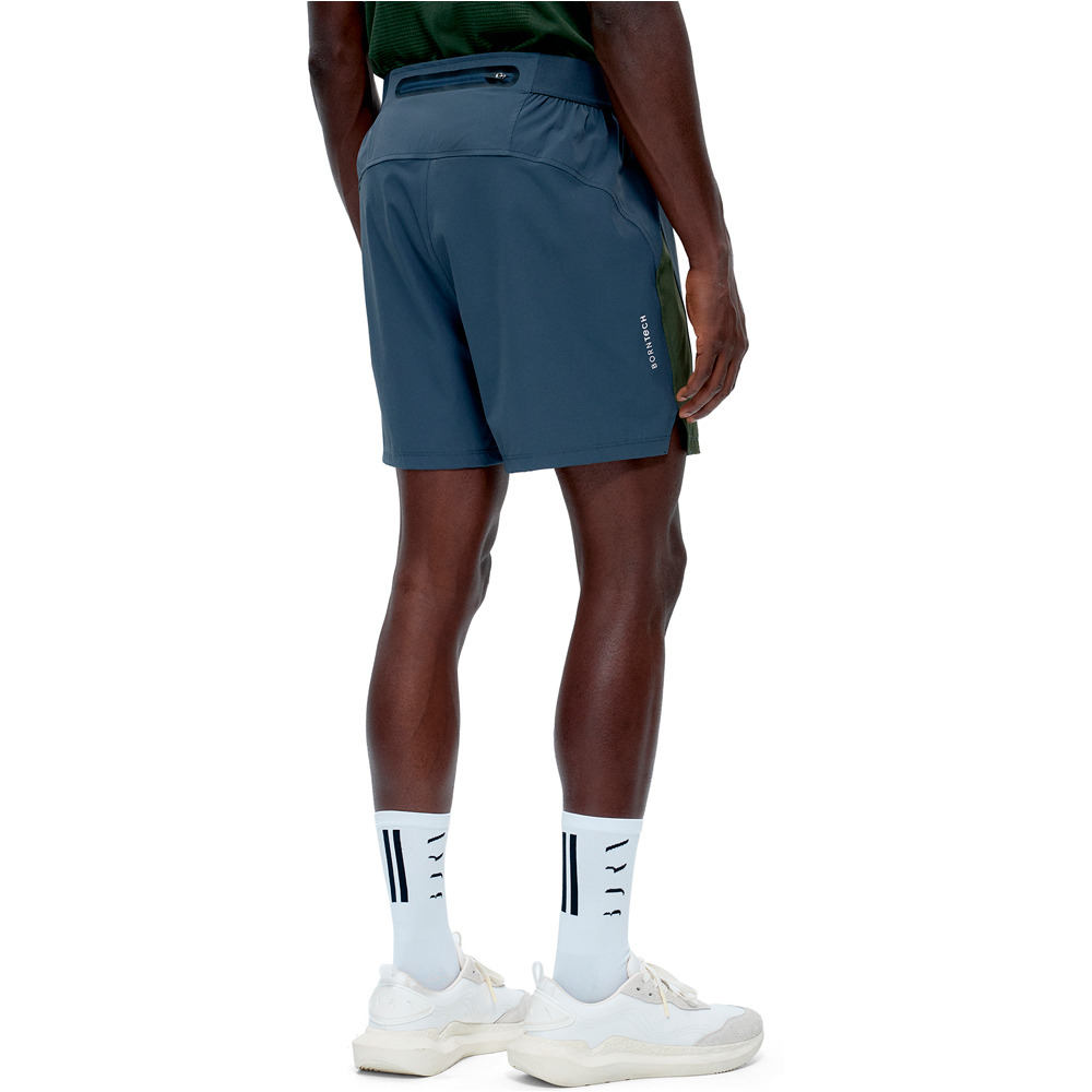 Born Living Yoga pantalón corto fitness hombre Torque vista trasera