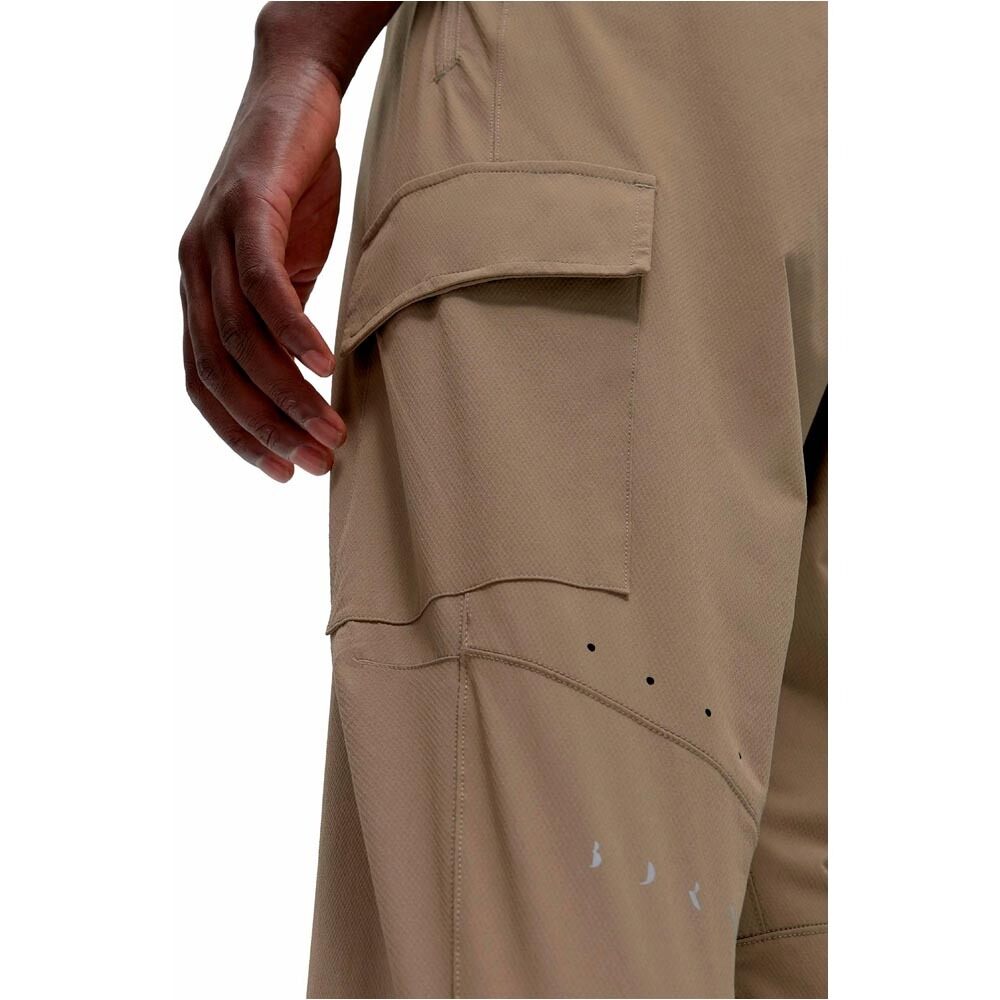 Born Living Yoga pantalon fitness hombre Minho vista detalle