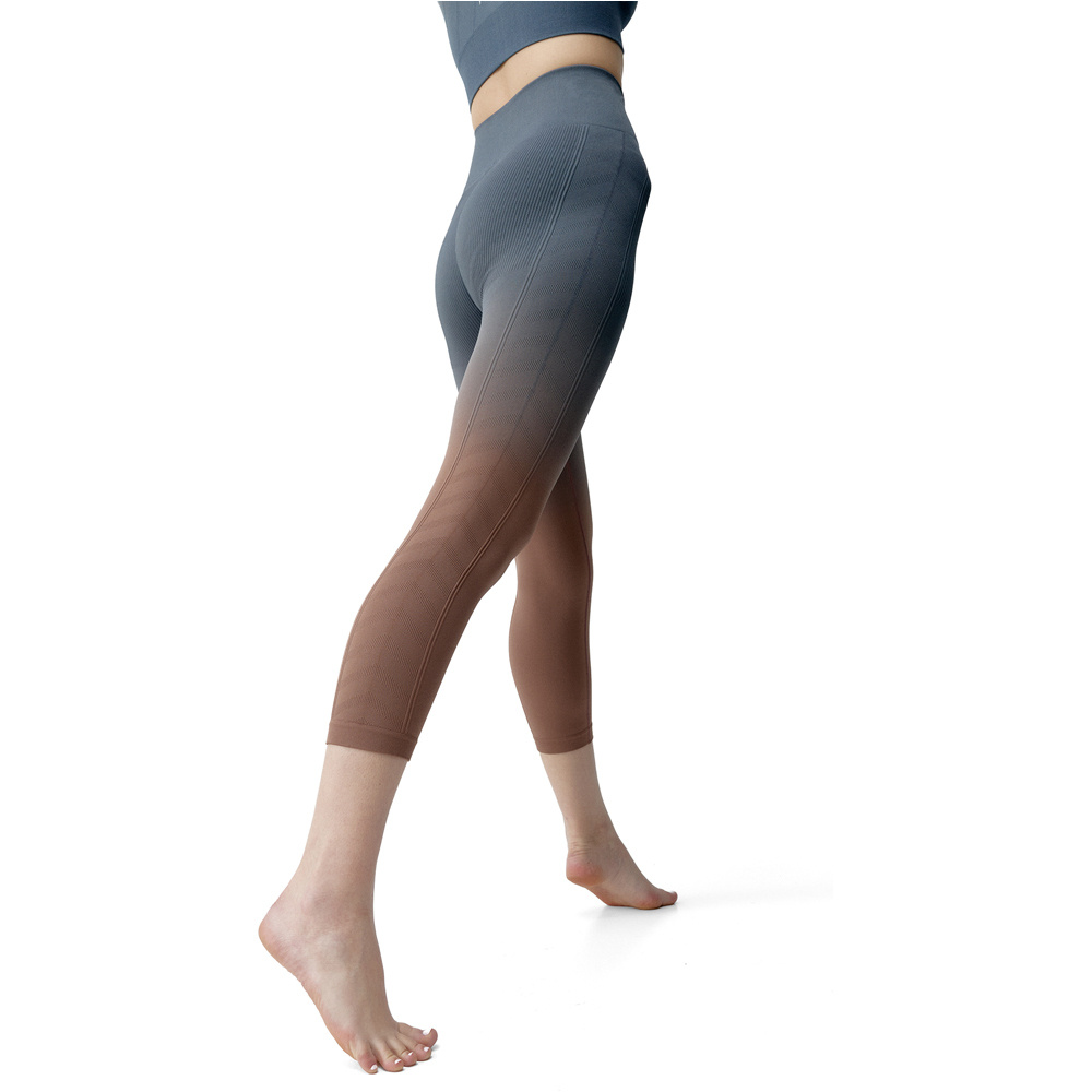 Born Living Yoga Pantalon Largo Yoga Dione 03