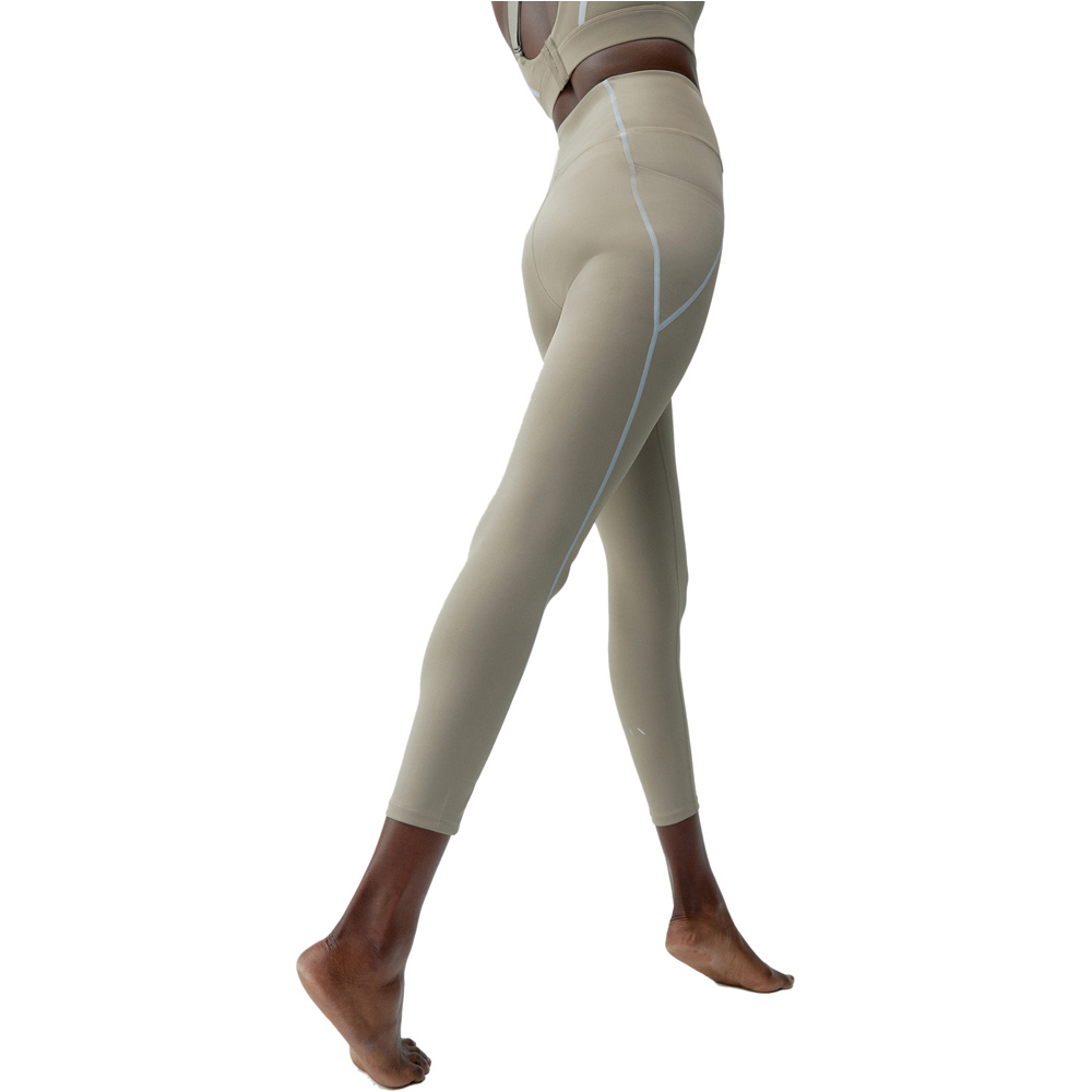 Born Living Yoga Pantalon Largo Yoga Legging Luna vista trasera