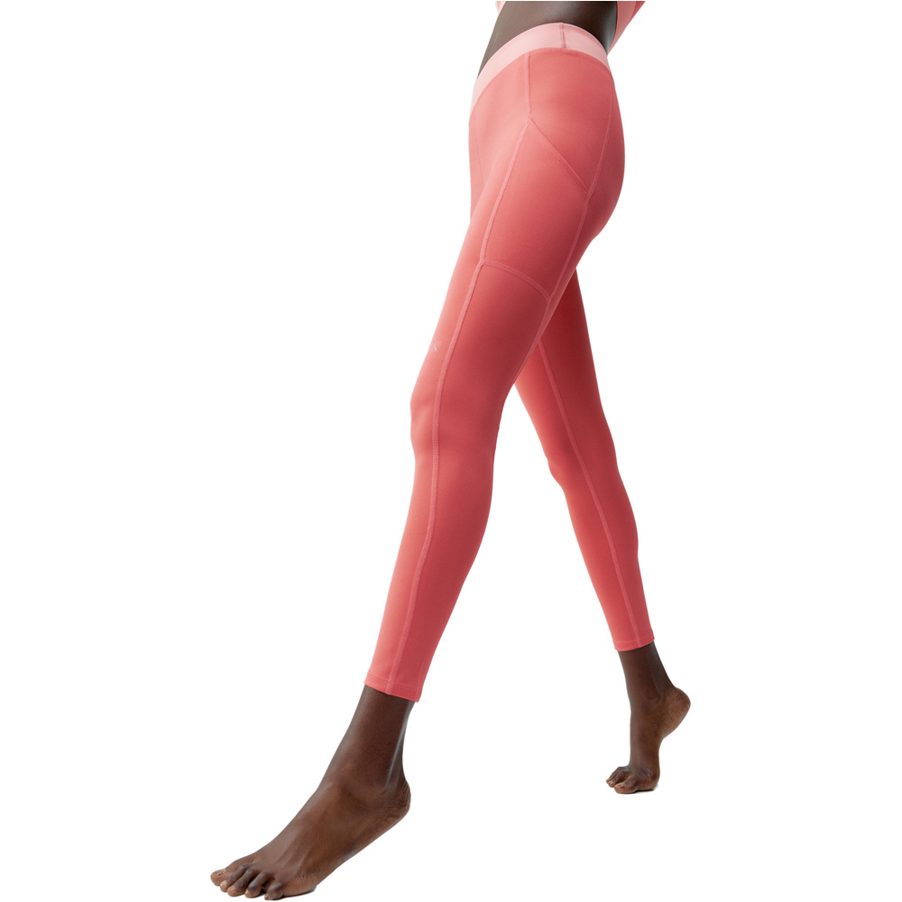 Born Living Yoga Pantalon Largo Yoga Legging Xenia vista frontal