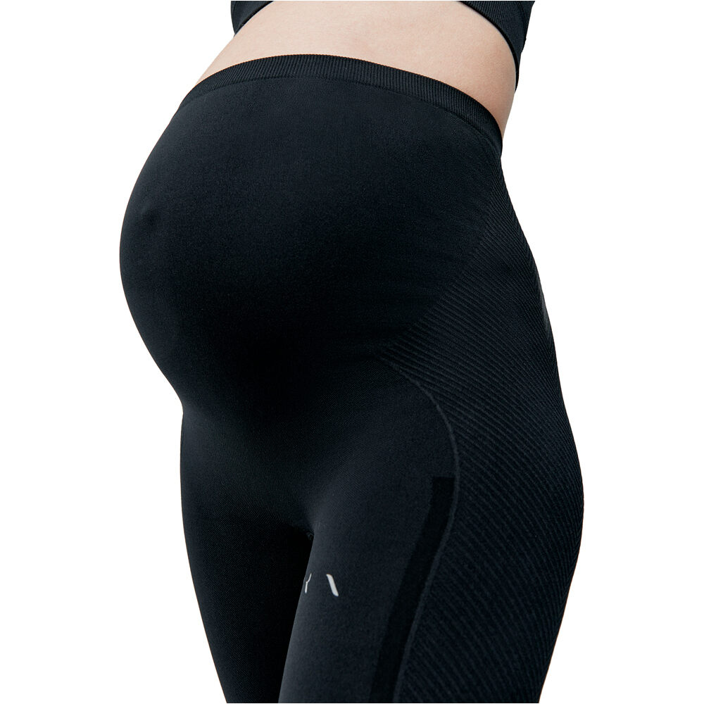 Born Living Yoga Pantalon Largo Yoga Mommy Line vista detalle