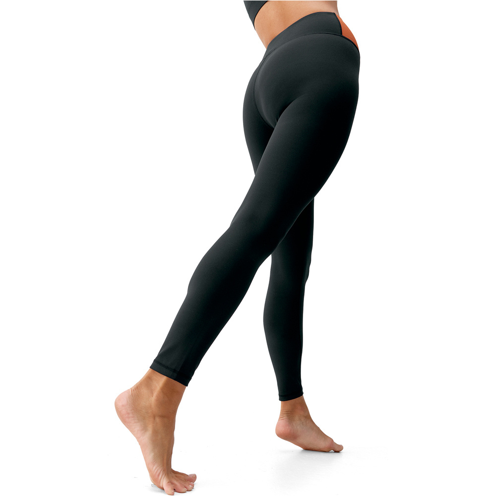 Born Living Yoga pantalones y mallas largas fitness mujer Omkara vista trasera
