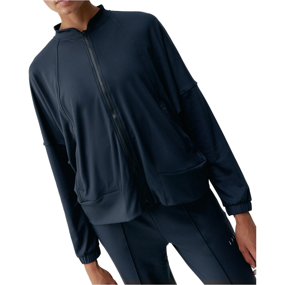 Born Living Yoga sudadera mujer Jacket Leila vista detalle