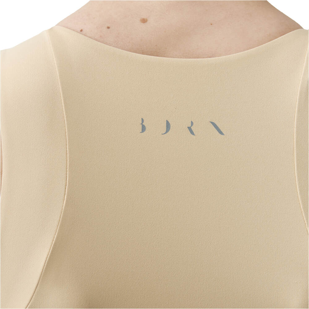 Born Living Yoga Sujetador Yoga Marina 03