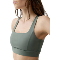 Born Living Yoga Sujetador Yoga Padma vista detalle