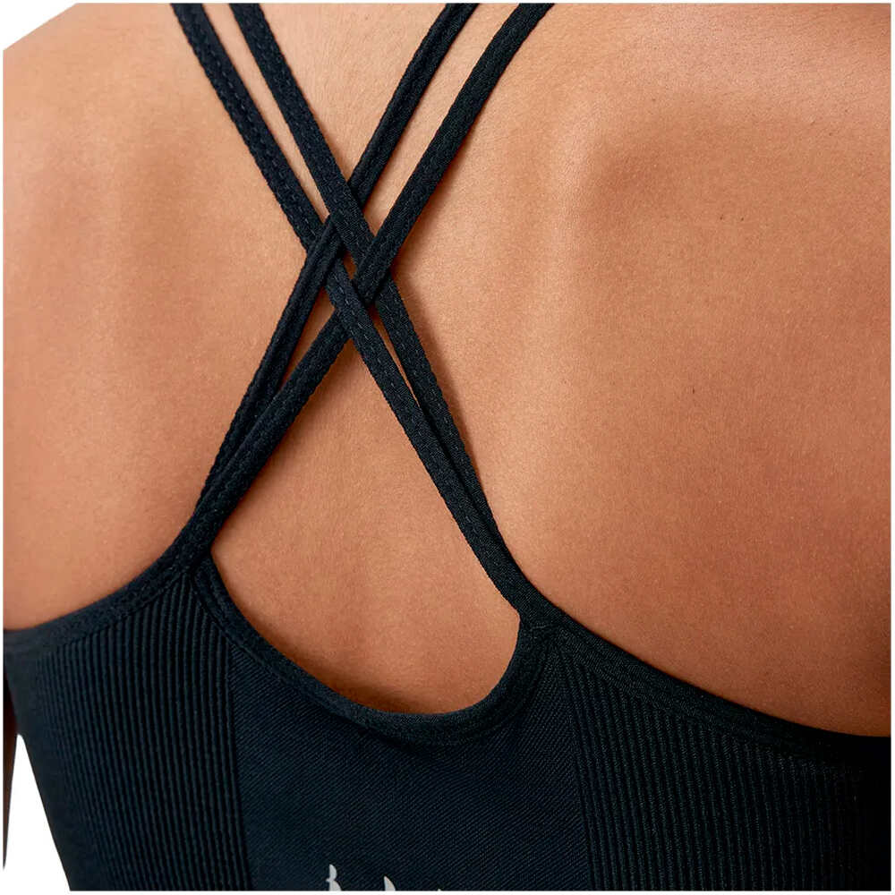 Born Living Yoga Sujetador Yoga Top Naia 03