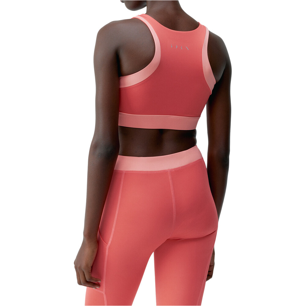 Born Living Yoga Sujetador Yoga Top Xenia vista trasera