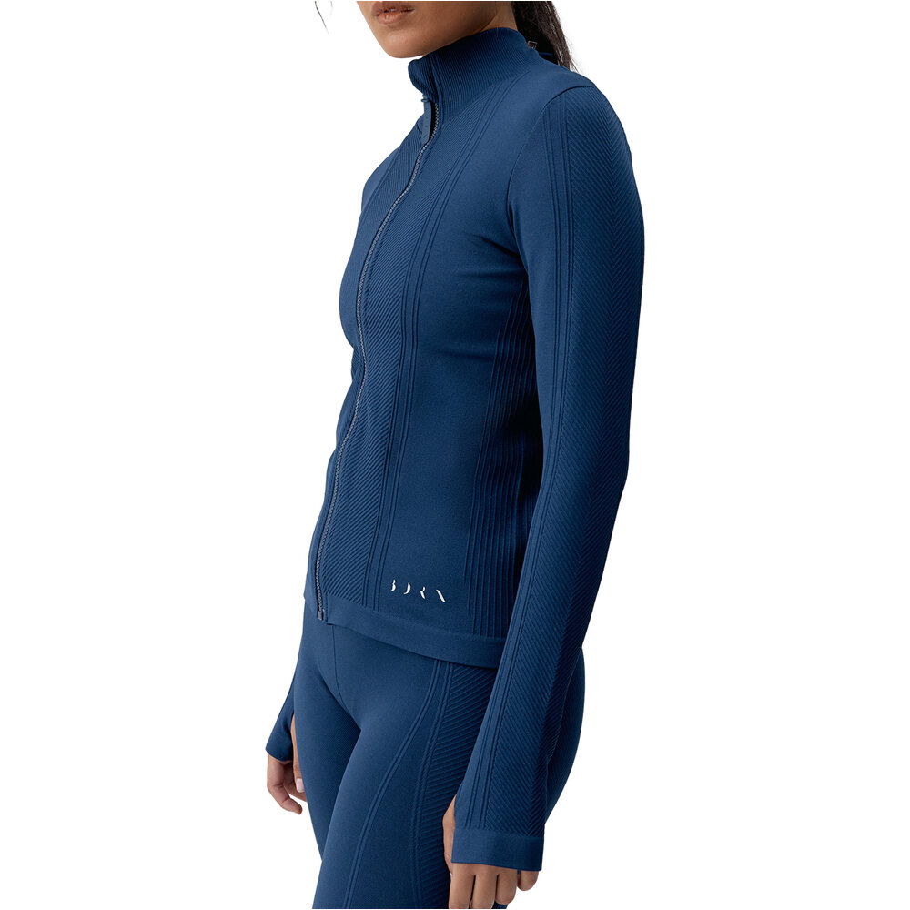 Born Living Yoga top aerobic niño India vista frontal