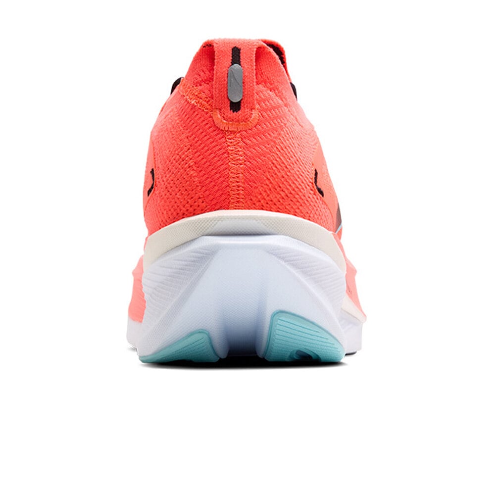 Brooks zapatilla running hombre Hyperion Max 3 vista trasera