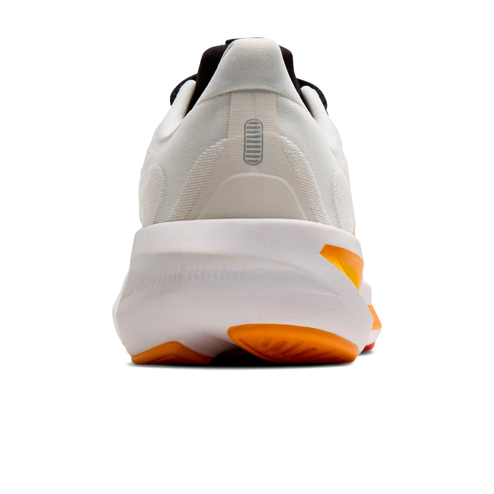 Brooks zapatilla running hombre Revel 9 vista trasera