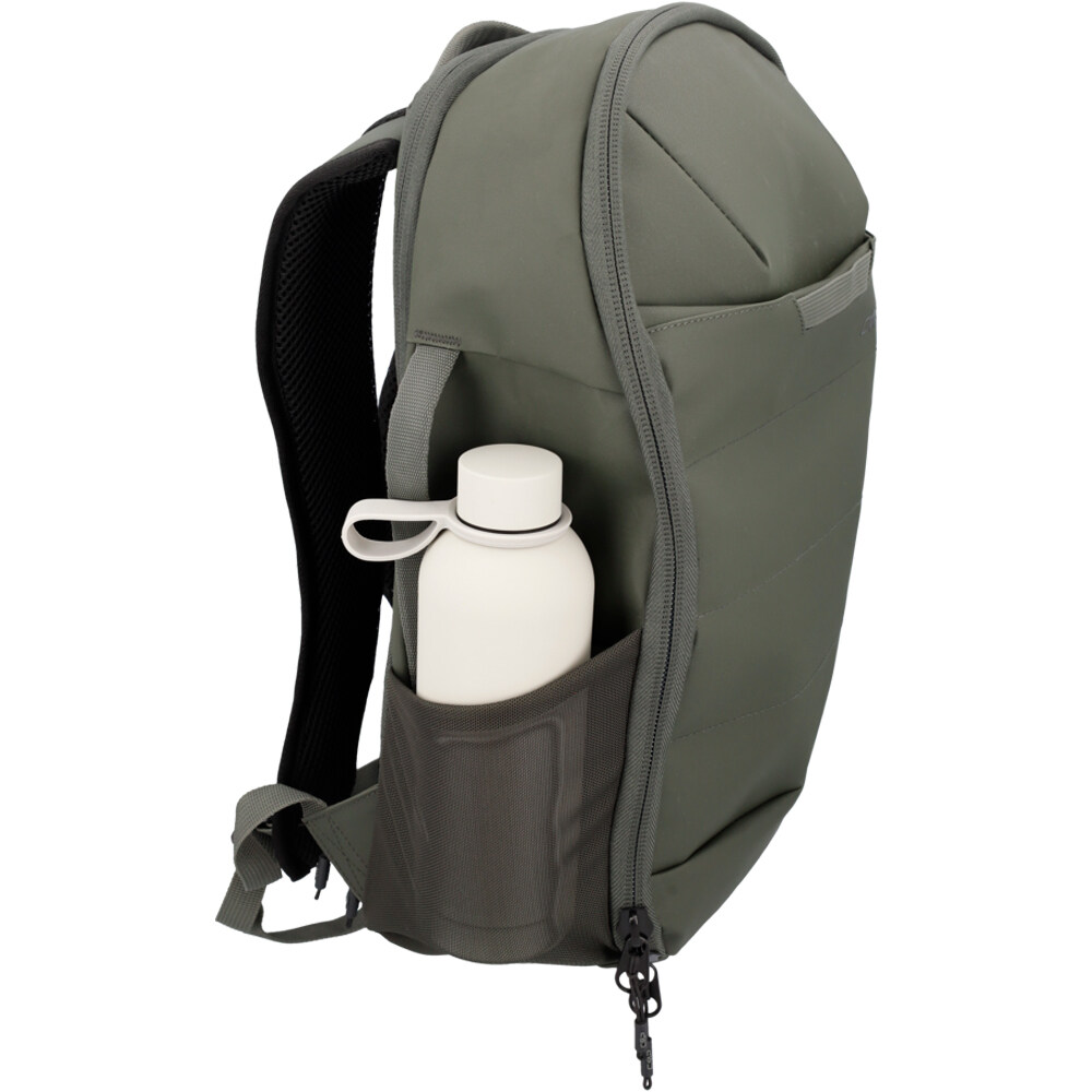 Cmp mochila montaña AERYN TRAVEL 20L LIFESTYLE BACKPACK 03