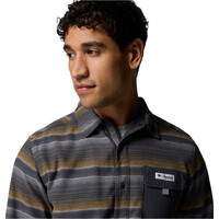 Columbia camisa montaña manga larga hombre PFG Uncharted Over Shirt vista detalle