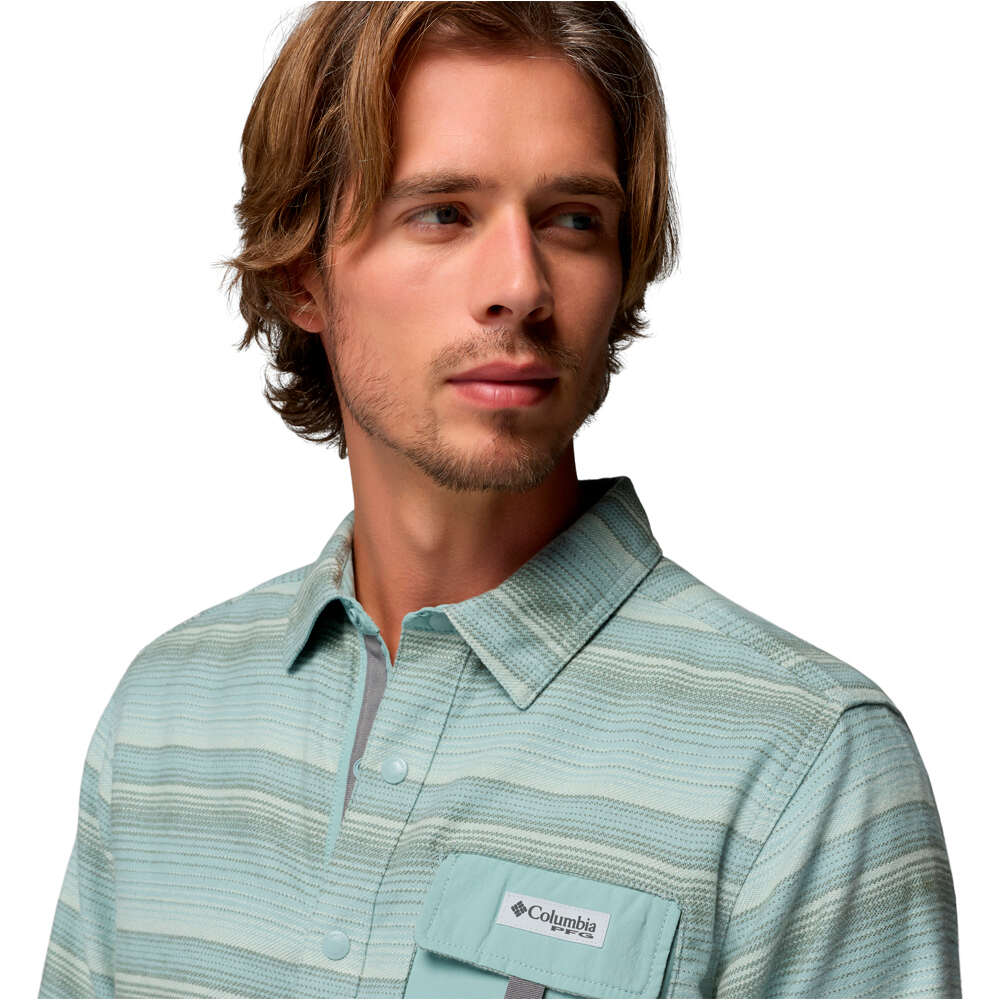 Columbia camisa montaña manga larga hombre PFG Uncharted Over Shirt vista detalle