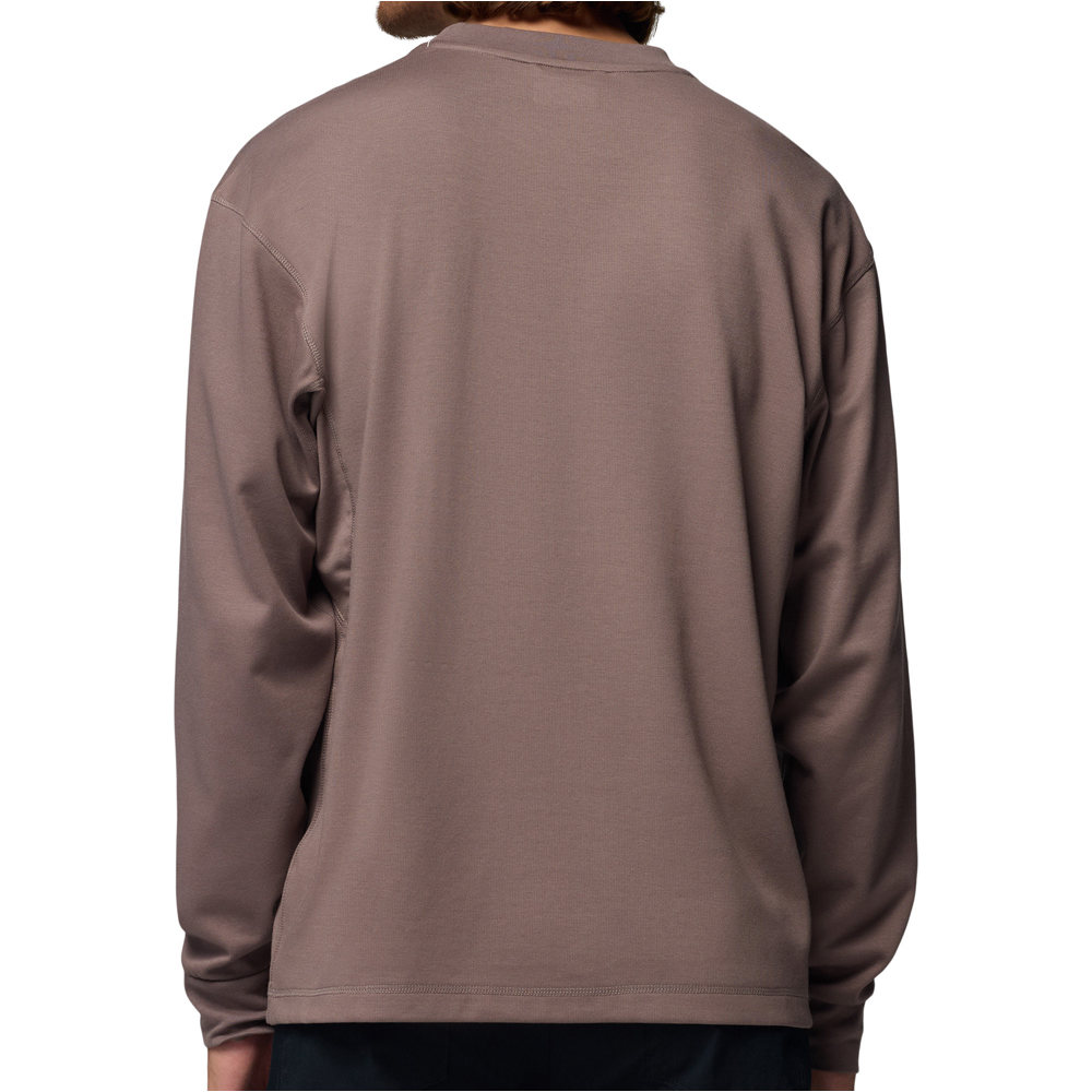 Columbia camiseta montaña manga larga hombre Echo Passage LS Crew vista trasera