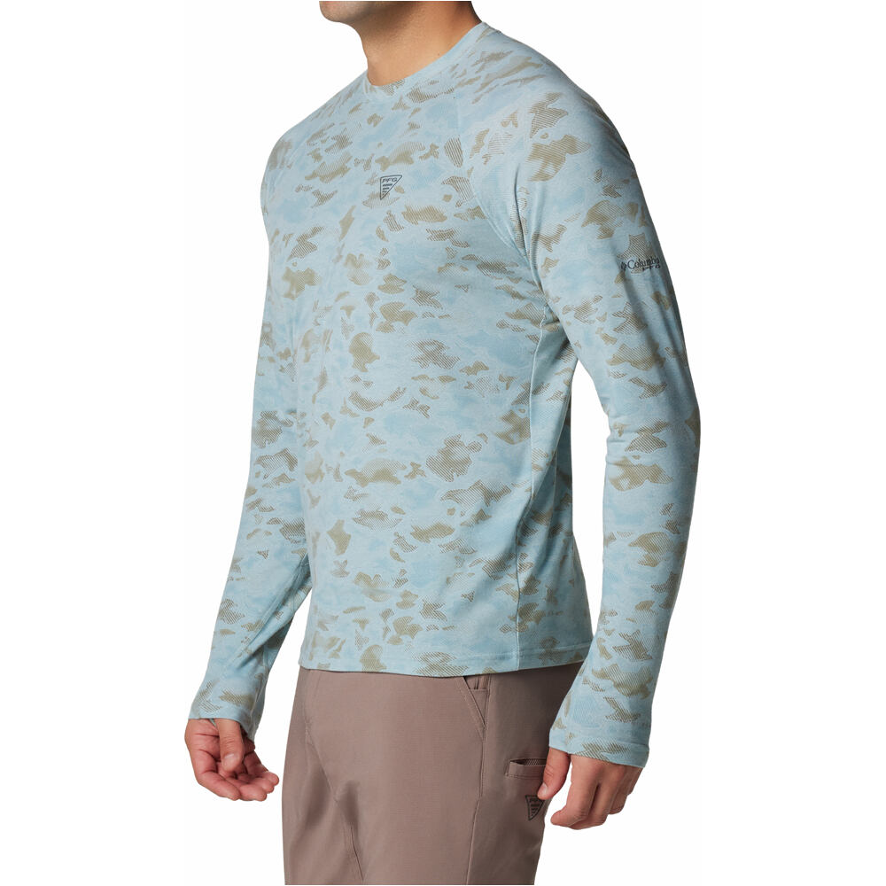 Columbia camiseta montaña manga larga hombre PFG Uncharted Long Sleeve vista detalle
