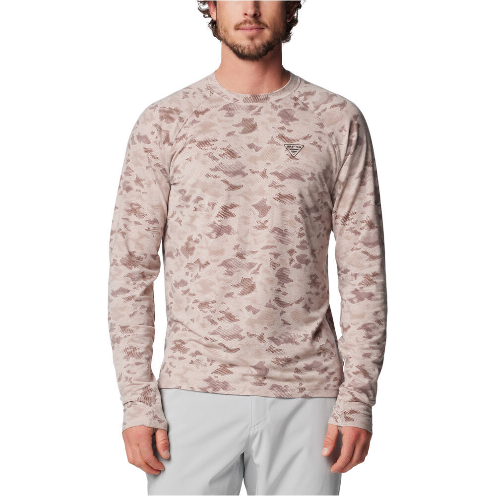 Columbia camiseta montaña manga larga hombre PFG Uncharted Long Sleeve vista frontal