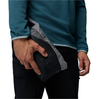 Columbia chaqueta impermeable hombre Pouring Adventure  III Jacket 07