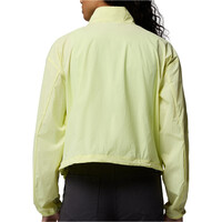 Columbia chaqueta softshell mujer AmazeStretch Jacket vista trasera