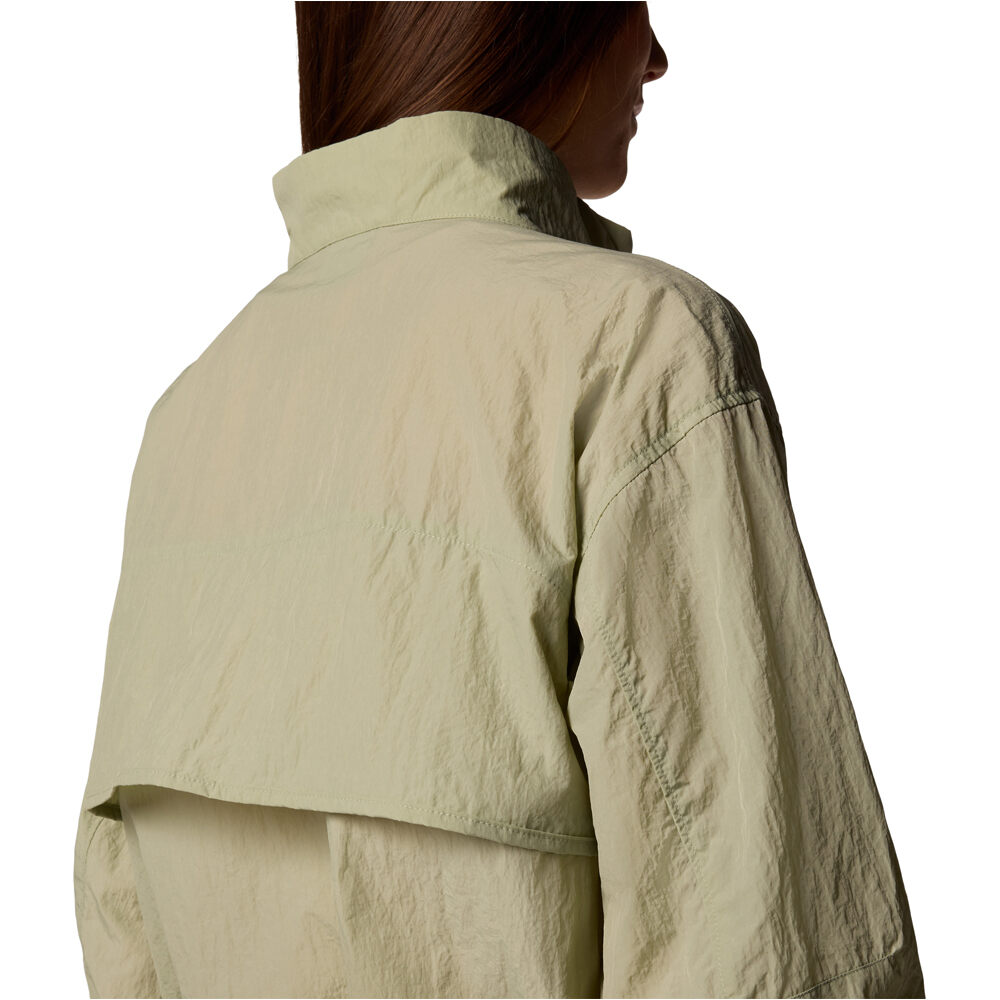 Columbia chaqueta softshell mujer Paracutie Cropped Cargo Windbreaker 05