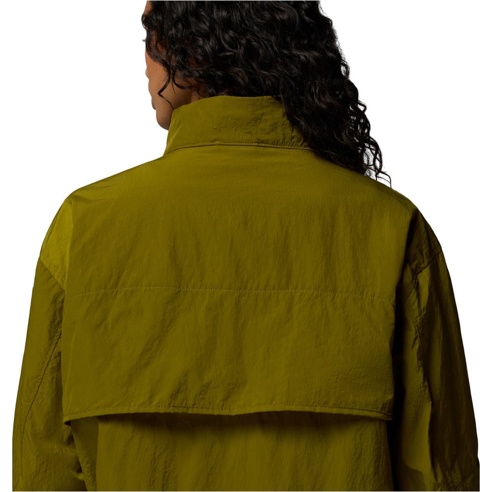 Columbia chaqueta softshell mujer Paracutie Cropped Cargo Windbreaker 07