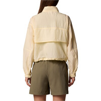 Columbia chaqueta softshell mujer Paracutie Cropped Cargo Windbreaker vista trasera