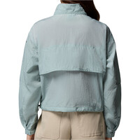 Columbia chaqueta softshell mujer Paracutie Cropped Cargo Windbreaker vista trasera