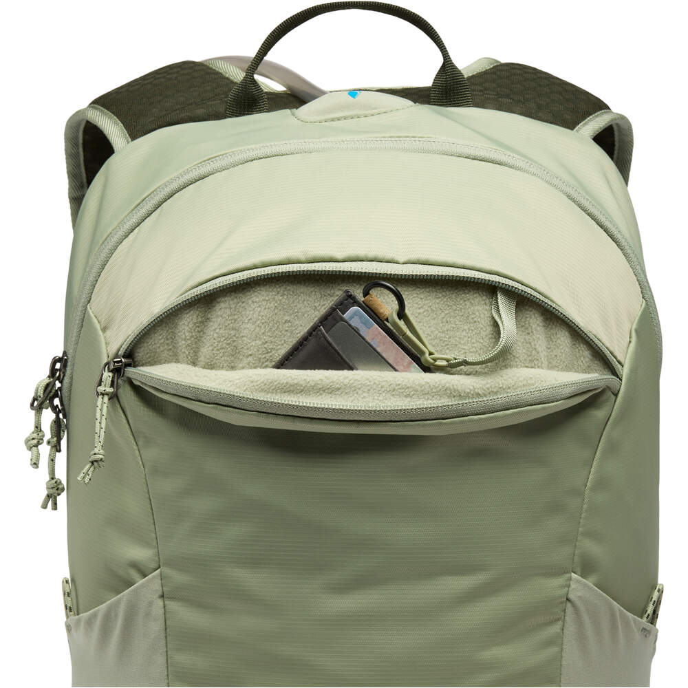 Columbia mochila montaña Blackcomb Ridge 18L Backpack 03