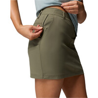 Columbia pantalón corto montaña mujer Leslie Falls II Skort 06