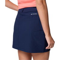 Columbia pantalón corto montaña mujer Leslie Falls II Skort vista trasera