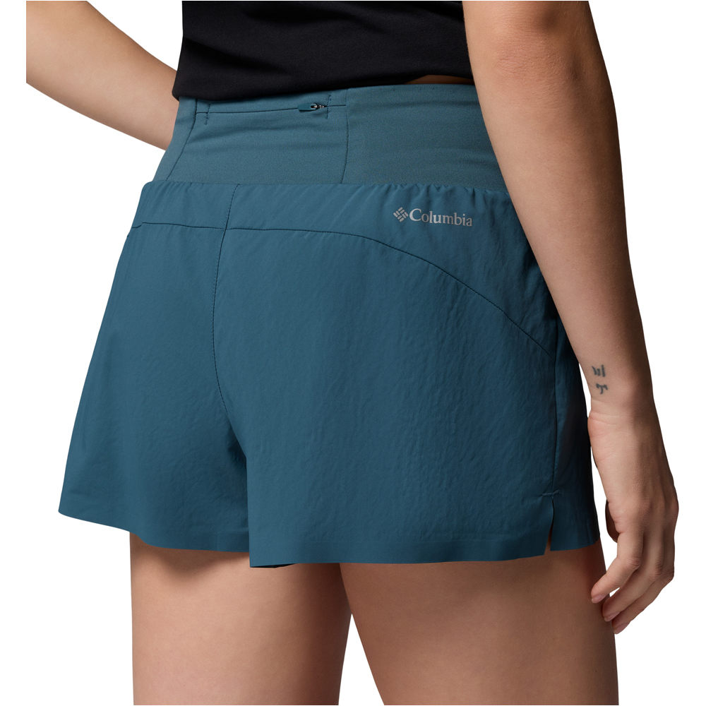 Columbia pantalón corto montaña mujer Stealth Spring Short 04