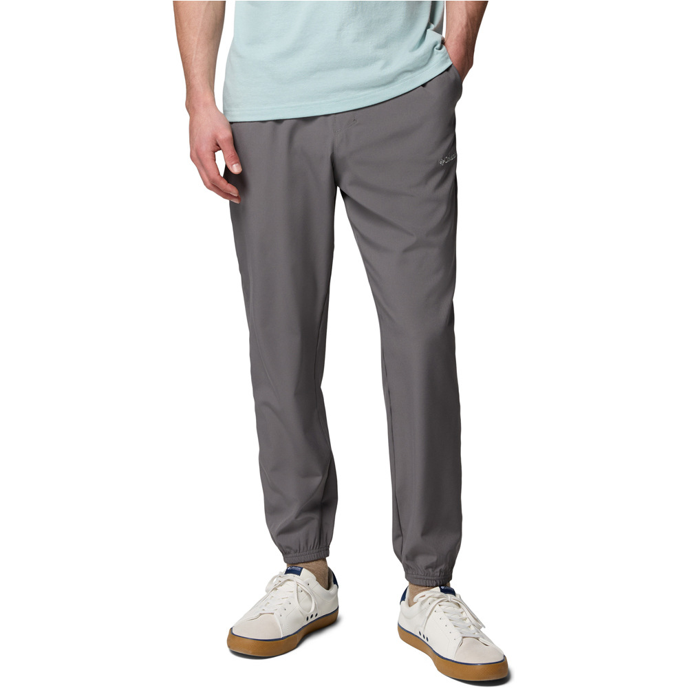 Columbia pantalón hombre Vital Valley Jogger vista frontal