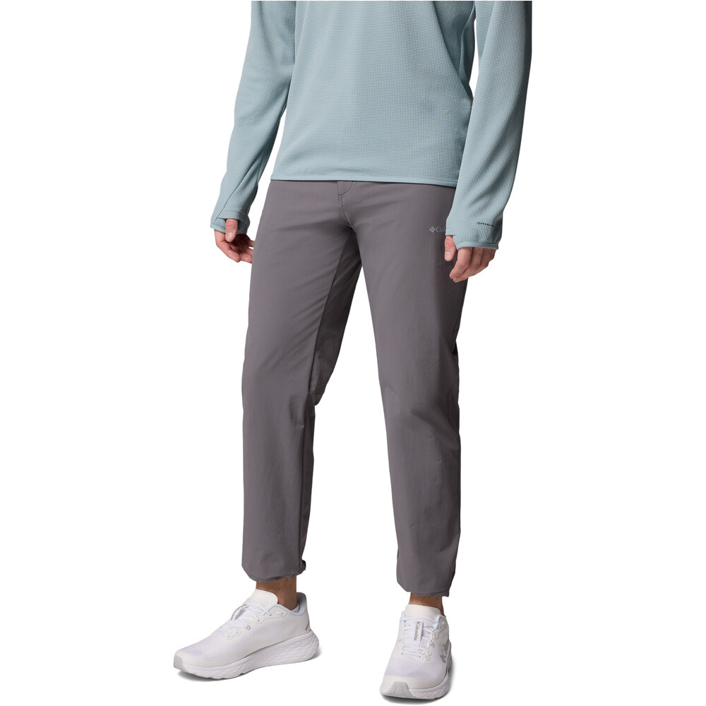 Columbia pantalón montaña hombre Essential Hike AY Pant vista frontal