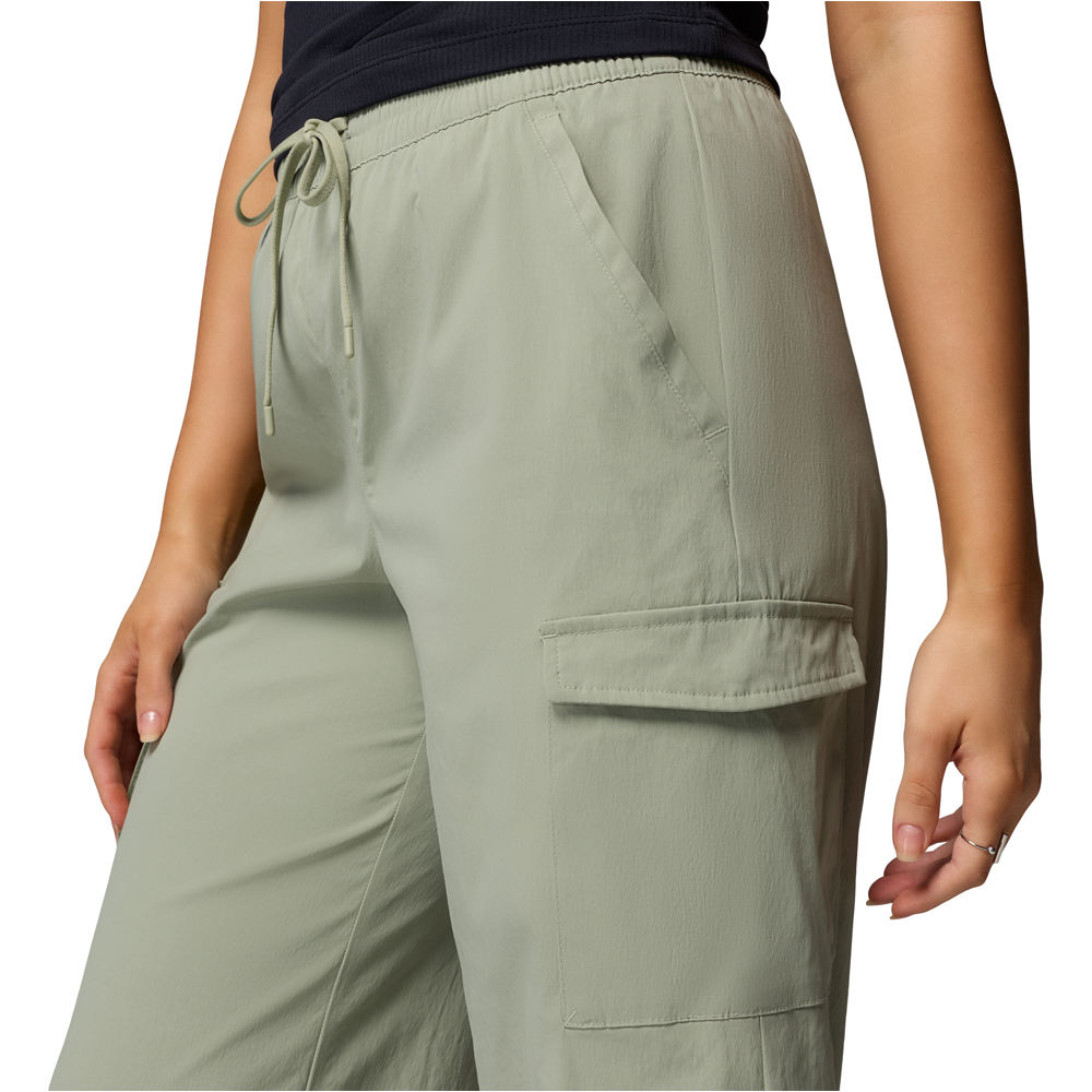 Columbia pantalón montaña mujer Chill Creek Cargo Pant 05