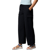 Columbia pantalón montaña mujer Chill Creek Cargo Pant vista detalle