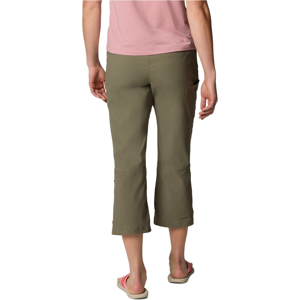 Columbia pantalón montaña mujer Leslie Falls Capri II vista trasera