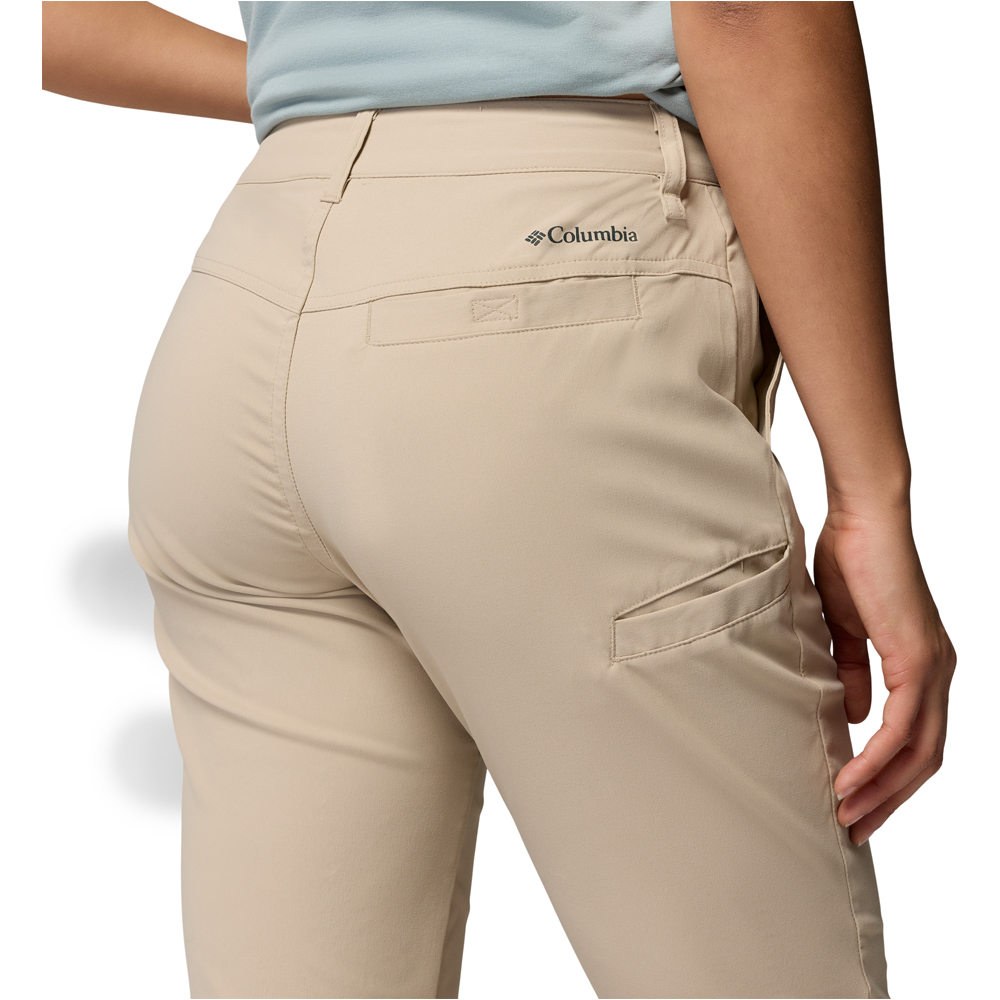 Columbia pantalón montaña mujer Leslie Falls Knee Pant 04