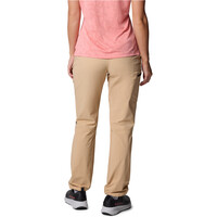 Columbia pantalón montaña mujer Summit Valley Pant II vista trasera