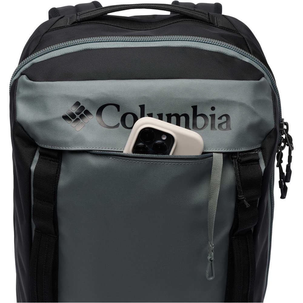 Columbia riñoneras montaña Landroamer Travel Backpack 03