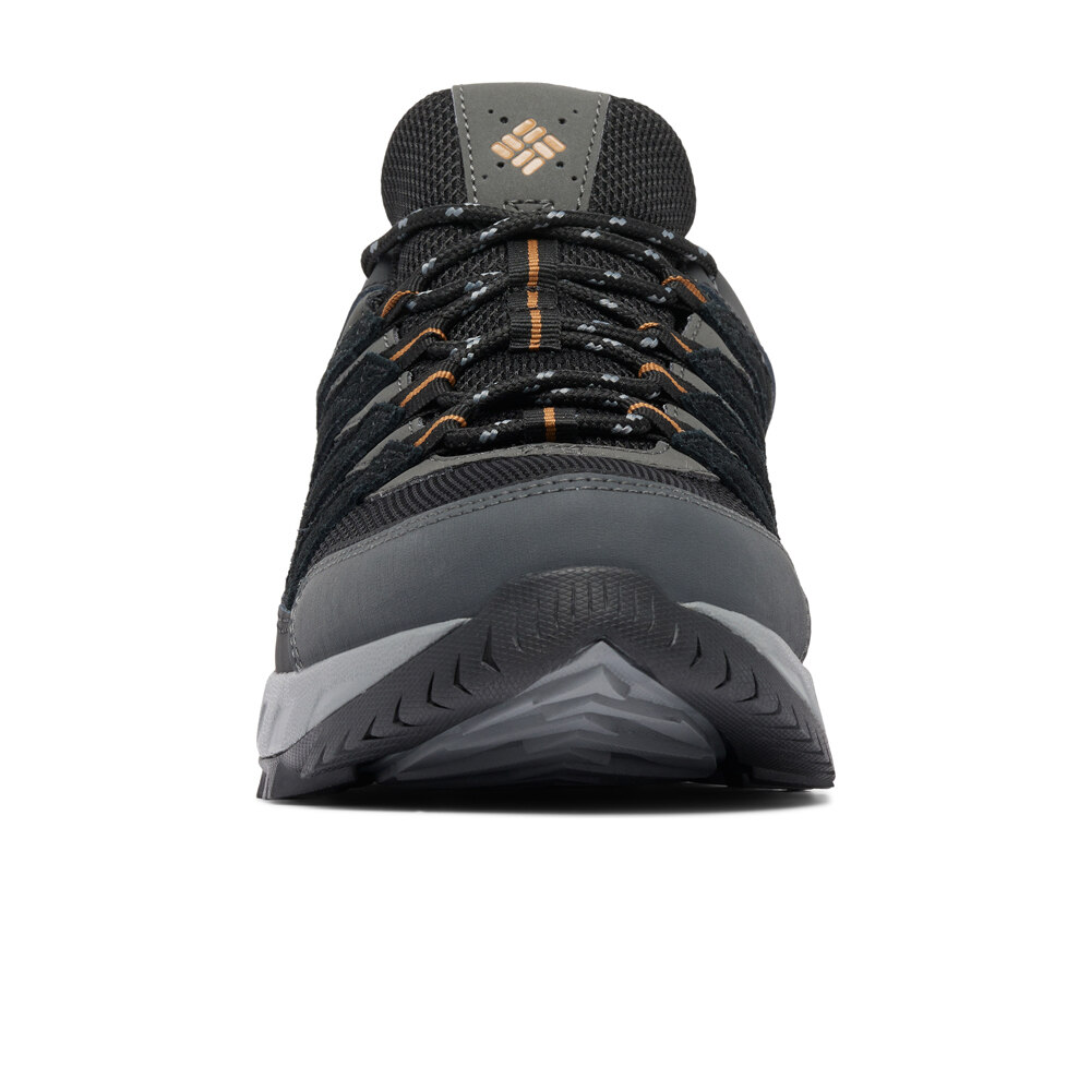 Columbia zapatilla trekking hombre STRATA TRAIL  LOW WP puntera