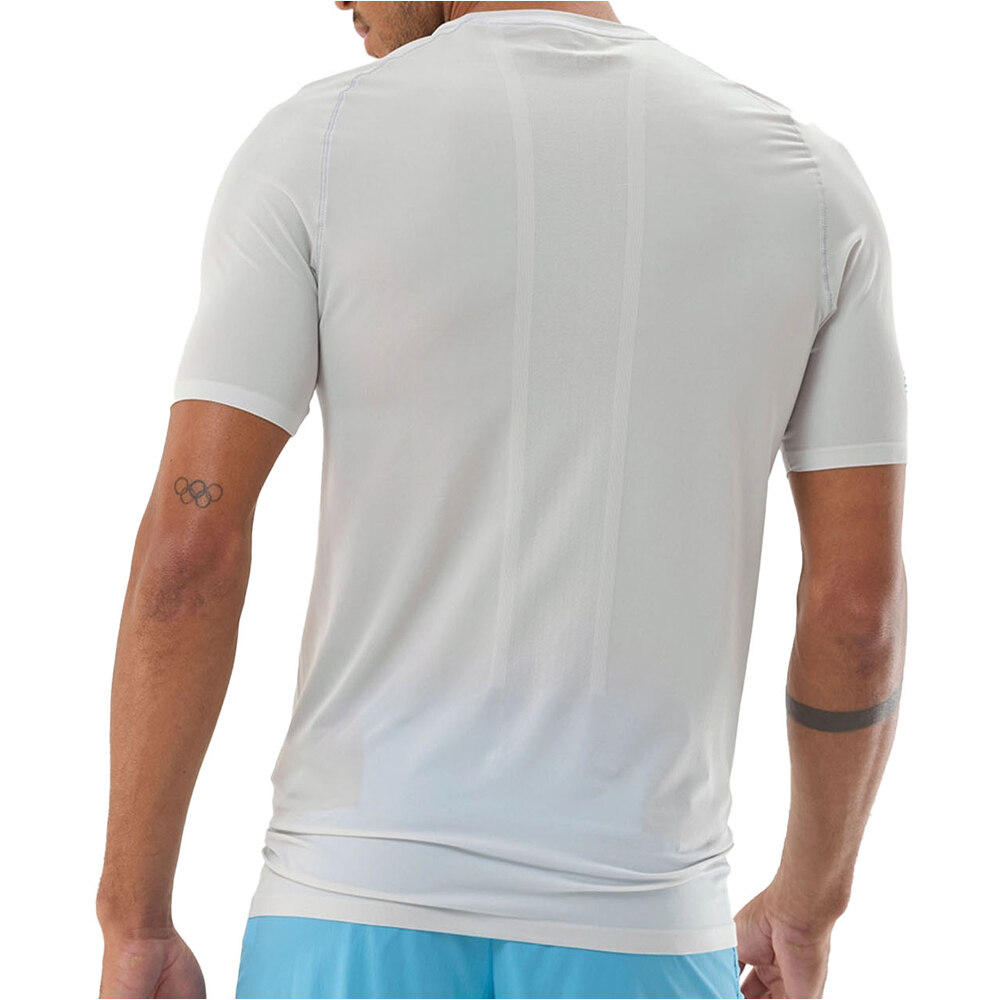 Compressport camisetas trail running manga corta hombre TRAIL RACING SS TSHIRT M vista trasera