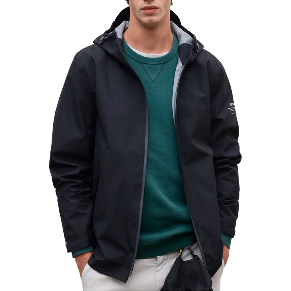 Ecoalf chubasquero hombre DILUVIO JACKET MAN vista detalle