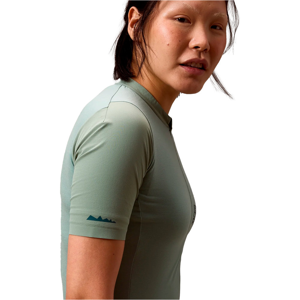 Endura maillot manga corta mujer Women's AllTrack Ride S/S Jersey vista detalle