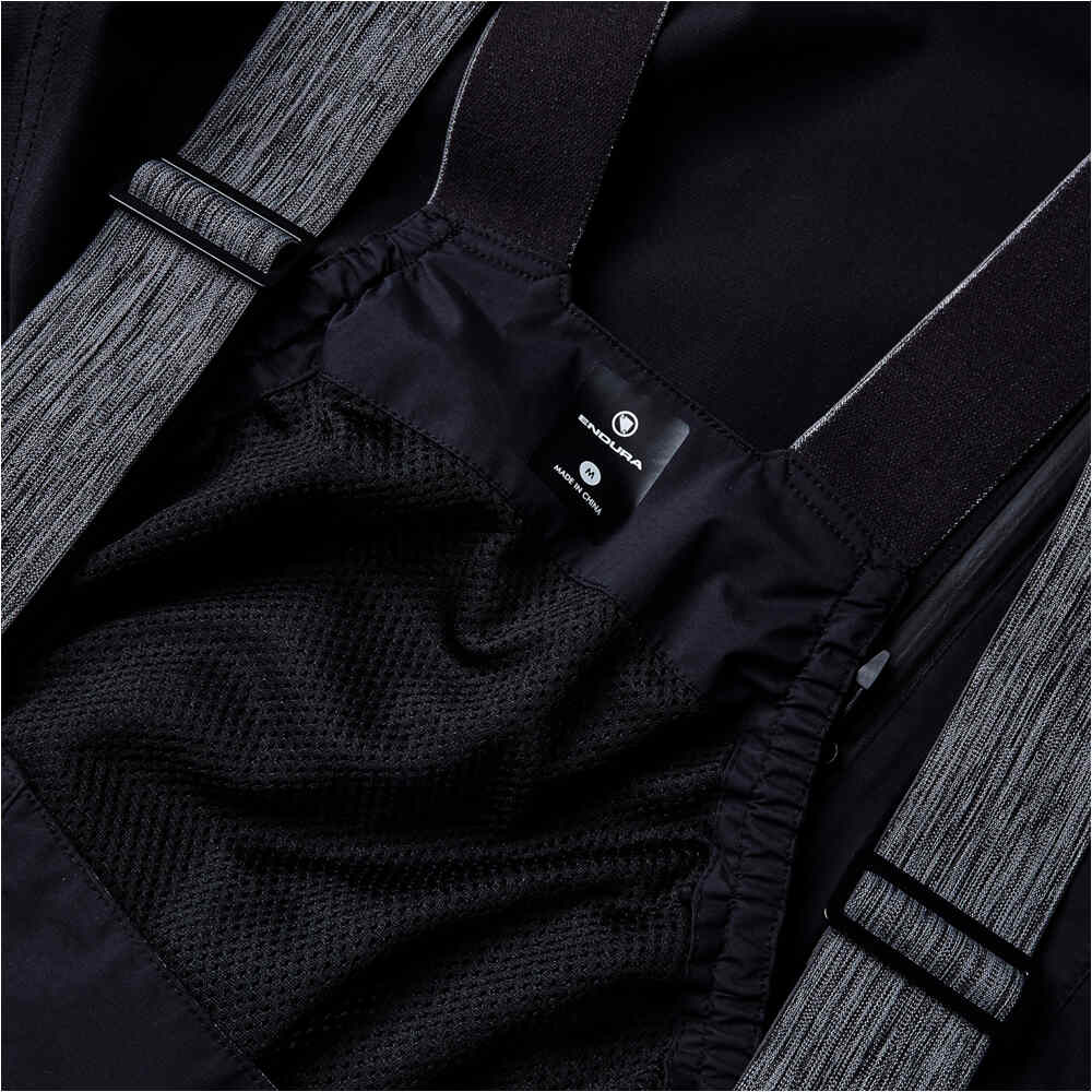 Endura pantalón largo ciclismo hombre MT500 WATERPROOF TROUSER vista trasera