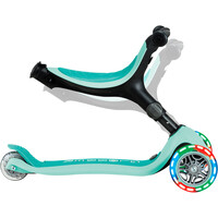 Globber patinete Go Up Active luces Menta 06