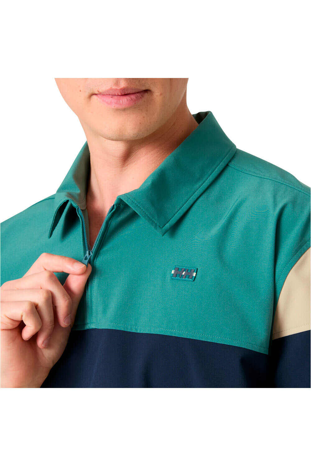 Helly Hansen camiseta manga corta hombre LEVANTE QD 1/2 ZIP SS vista detalle