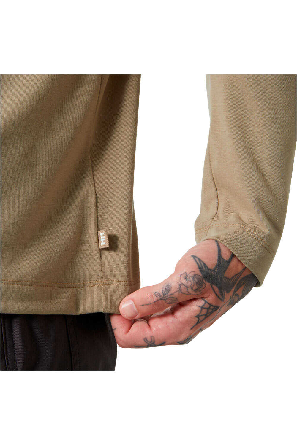 Helly Hansen camiseta montaña manga larga hombre SKOG GRAPHIC LS TEE 03