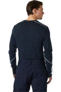 Helly Hansen camiseta térmica manga larga hombre LIFA MERINO MIDWEIGHT CREW vista trasera